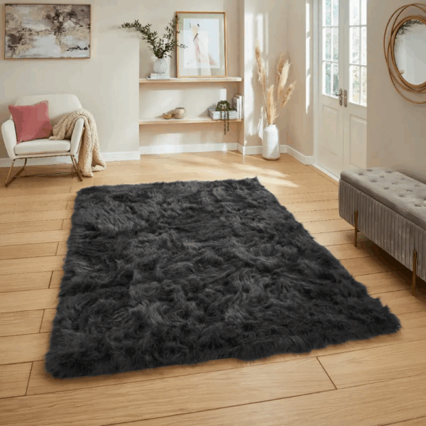 Shaggy Fleece Rug - Image 6