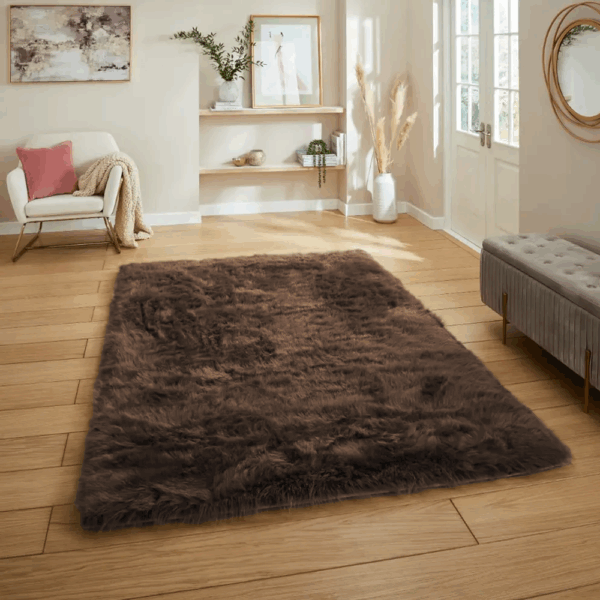 Shaggy Fleece Rug - Image 4